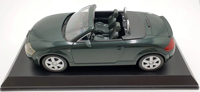 Carson Approx 34cm Long 6623K - Audi TT - Green - Image 3 of 4