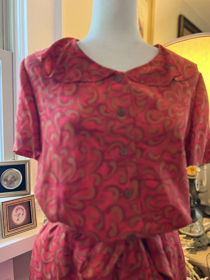 Donna Morgan Women Silk Skirt Suit Size 6 Red Vintage Business Skirt Set dress - Image 3 of 4