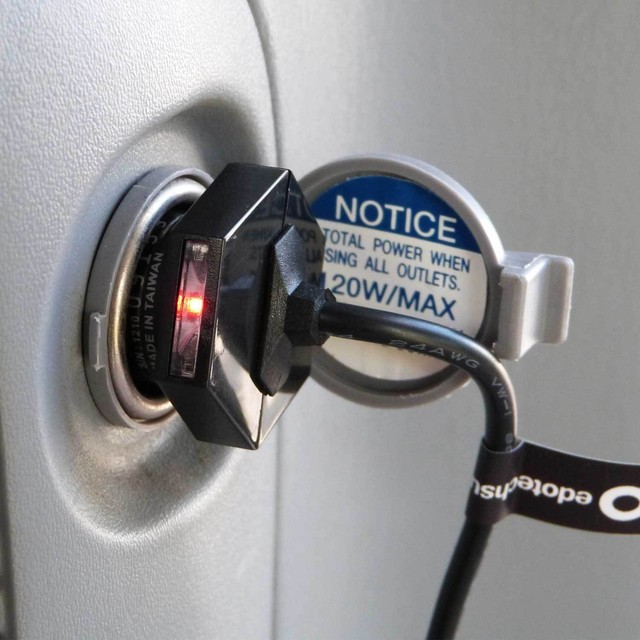 5V USB car charger power cord for Garmin Nuvi 255w 1300 1350 1370 1450