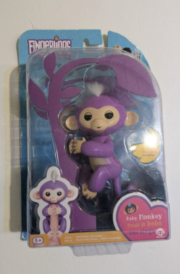 Fingerlings Baby Monkey Purple ''Mia'' NIB Sealed Swing, Pet, & Rock Them 2 Sleep