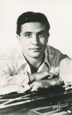 GILBERT BECAUD 50er Jahre POSTKARTE VINTAGE POSTKARTE ORIGINAL STUDIO HARCOURT