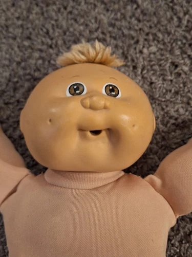 Vintage Coleco Cabbage Patch Kid Girl Brown Eyes Brown Hair Tuft No Clothes