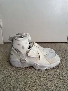 nike carnivore on feet