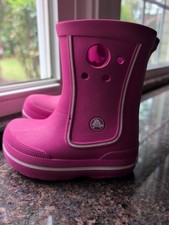Stivali da pioggia CROCS 11018 JR JAUNT SHORTY rosa bacca bambini bambino taglia C8/C9