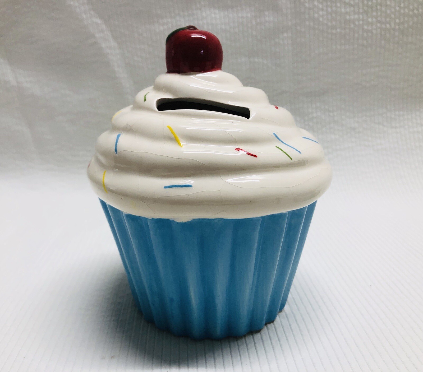 CupCake Piggy Bank /blue/ Sprinkles / 5”-image