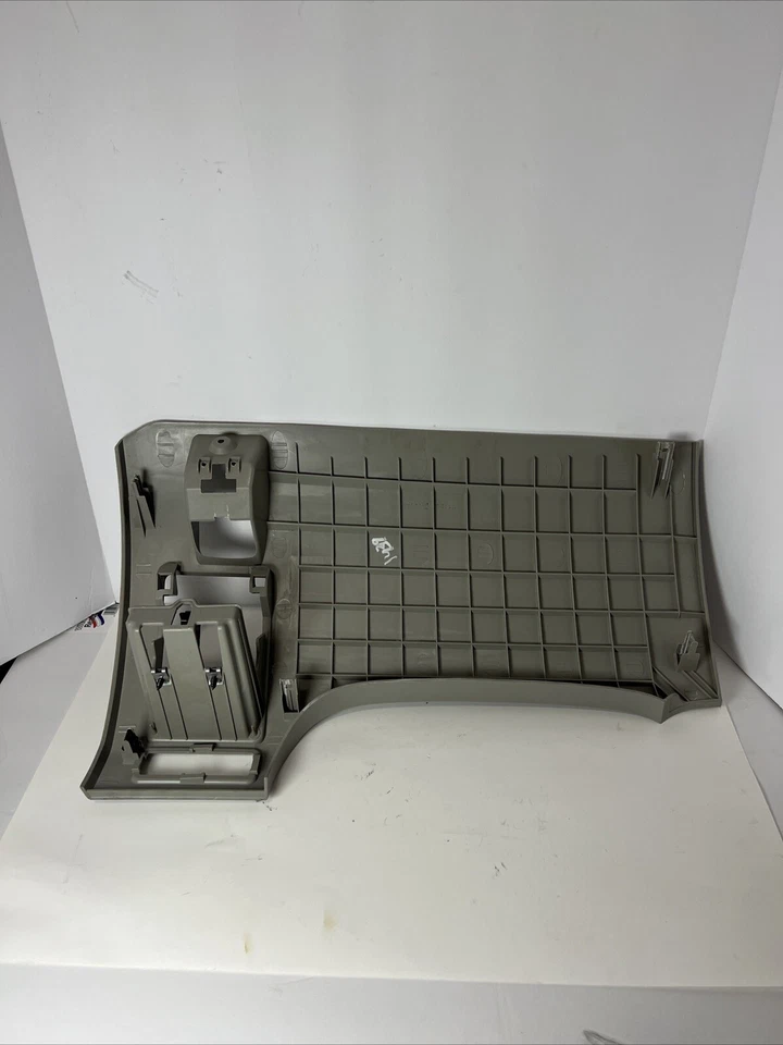 08-10 SATURN VUE НИЖНЯЯ ПАНЕЛЬ ОТДЕЛКИ ПРИБОРНОЙ ПАНЕЛИ КОЛЕННАЯ ОТКИДНАЯ ПАНЕЛЬ НИЖЕ РУЛЕВОЙ КОЛОНКИ OEM - Изображение 3 из 4