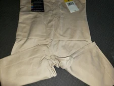 Maidenform Women's Bottom Solutions Seamless High Waist Thigh Tummy Slimmer M