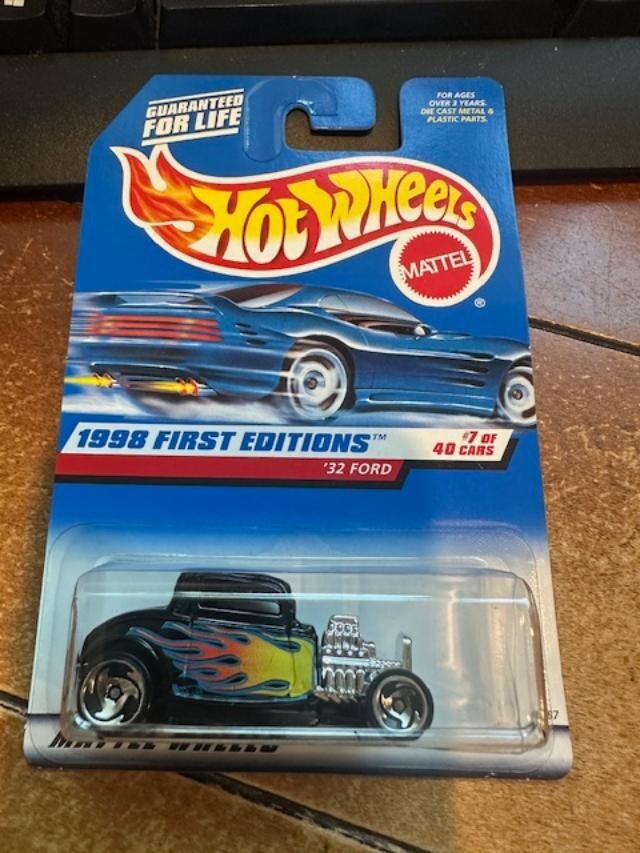 1998 Hot Wheels First Editions '32 Ford #636 (New Card)