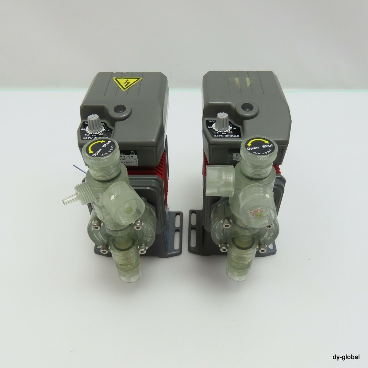 IWAKI Used EH-B15VH-200R2 Metering Pump EHC-B200R EH IWAKI Used EH-B15VH-200R2 Metering Pump EHC-B200R EH