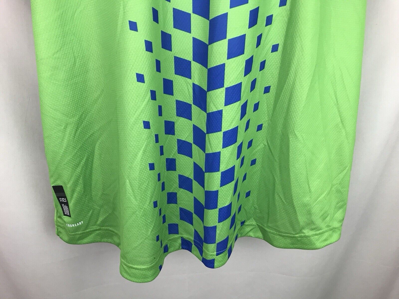 Picture 4 of 19