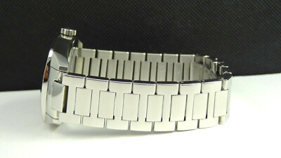 Gucci GG2570 37 mm Silver Stainless Steel Case, Silver Stainless Steel  Bracelet, White Dial, Women's Wristwatch (YA142403)