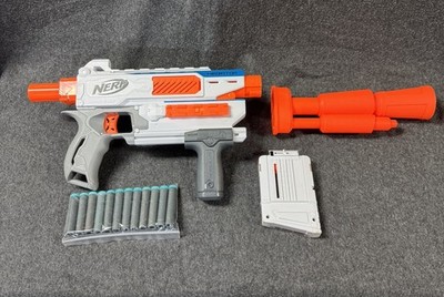 Nerf Modulus Mediator blaster gun w/ Clip, barrel ext & 12 Darts!