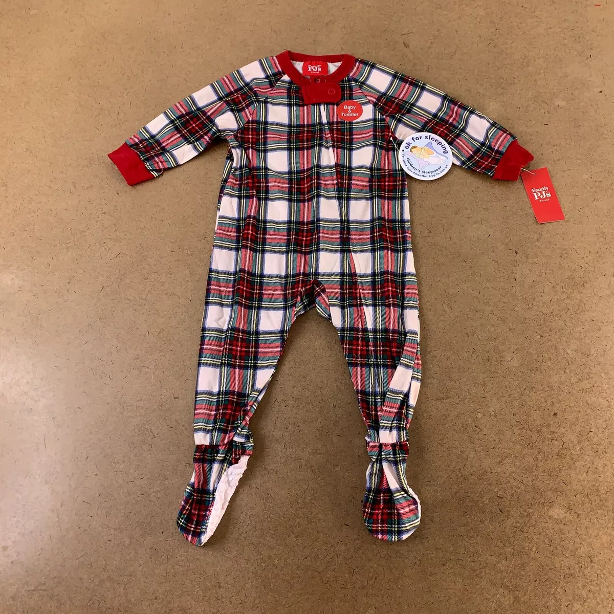 Family PJs Macy s Baby Size 12 Months Stewart Plaid Holdiday Footed Pajamas NWT