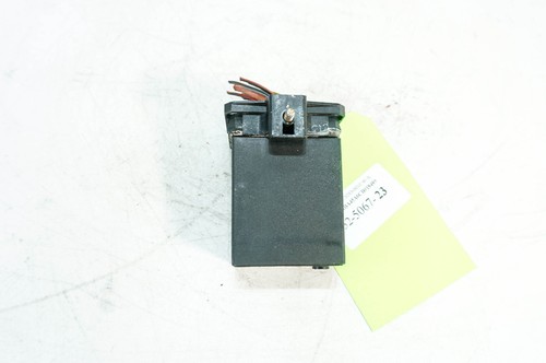 72-89 Mercedes 380SL R107 OEM Power Relay Distribution Electric Block 5067 - Picture 3 of 18