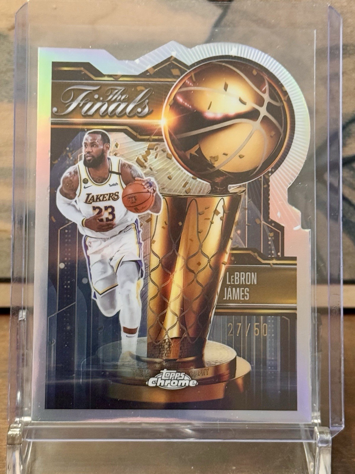 LeBron James /50 Gold Refractor 2025-26 Topps Chrome NBA Finals Insert FIN-1 LA