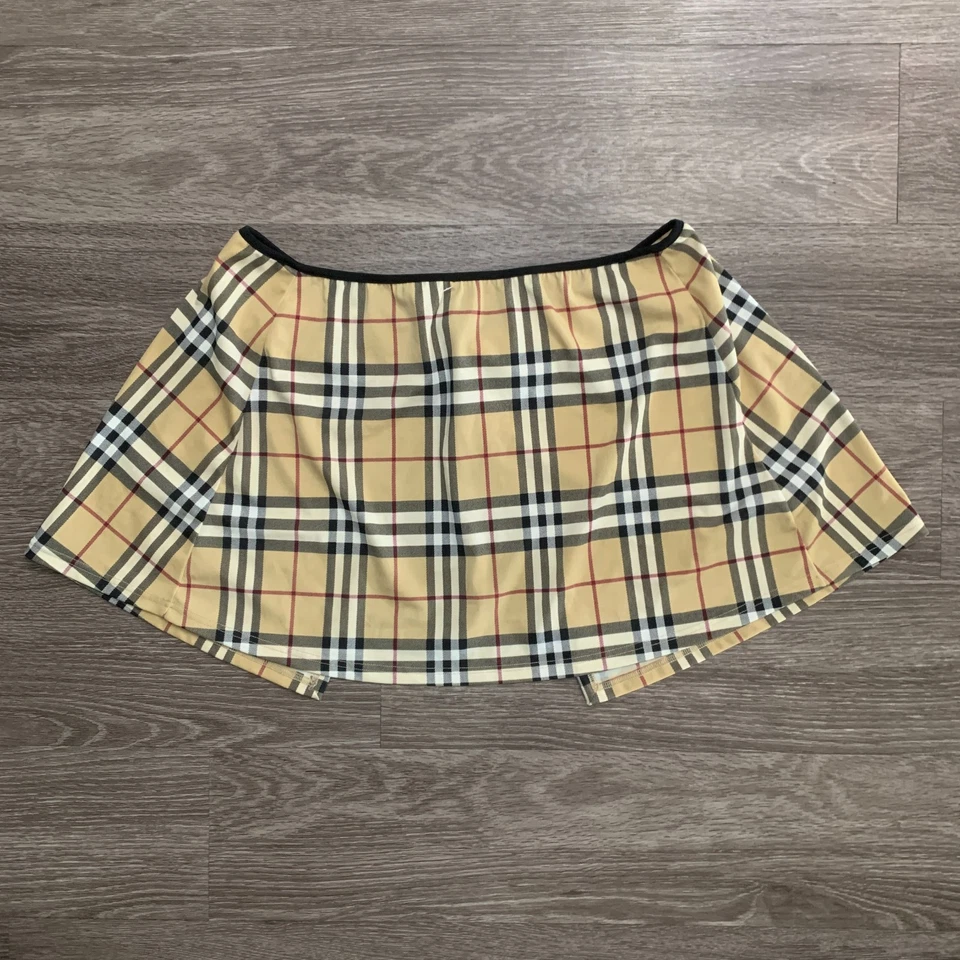 Falda envolvente de natación de elastano a cuadros Burberry Nova para mujer talla M Foto 2 de 4