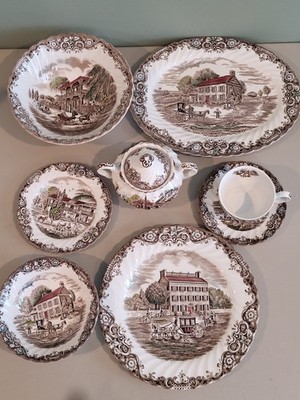 VNTG Johnson Brothers Staffordshire Heritage Hall Ironstone Dinnerware Serveware