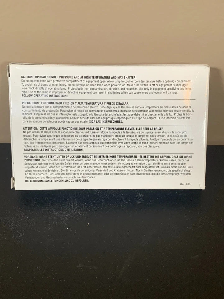 Replacement Dental Lamp, HENRY SCHEIN #100-5835, 25V 150 W w/Lamp Install Tool - Image 2 of 3