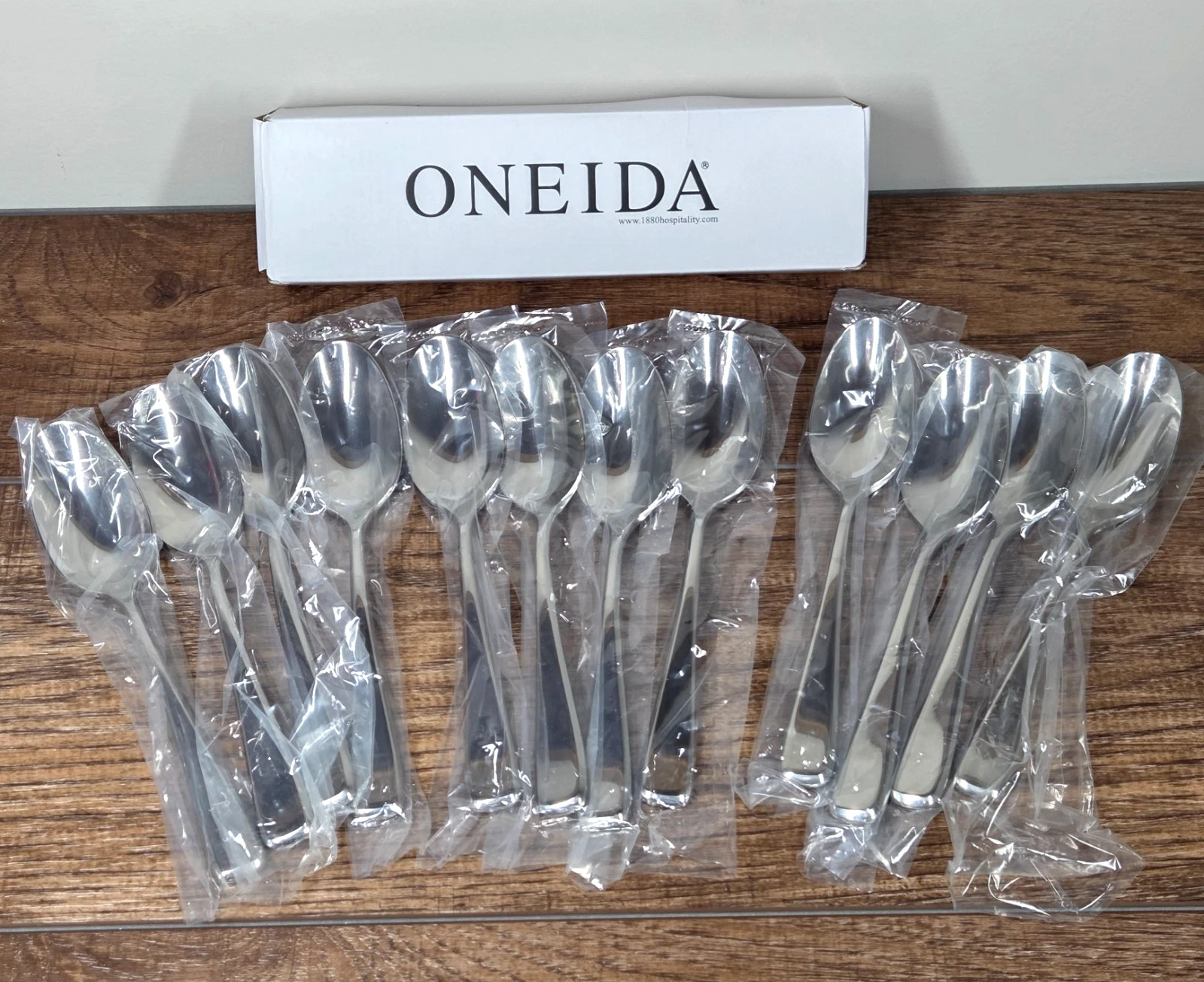 Oneida Perimeter Stainless Steel Tablespoon / Serving Spoon 18/10 Set of 12 NEW