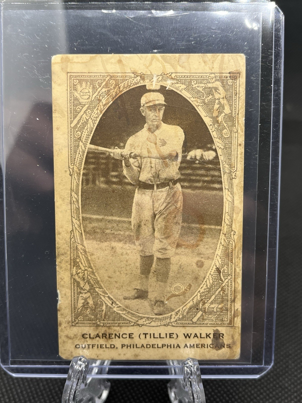 1922 American Caramel Company E120 - Clarence “Tilly” Walker Baseball Card 
