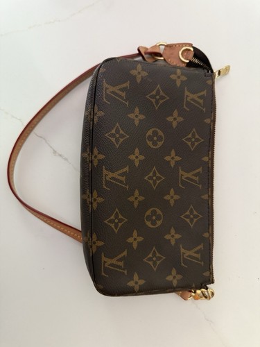 Louis Vuitton Pochette Accessoires Monogram Canvas Shoulder Bag Purse - Picture 15 of 18
