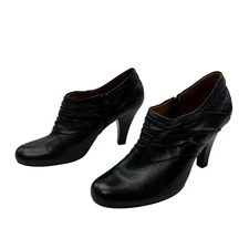 Sofft Women’s Leather Low Rise Heel Booties Black Size 11M Zip