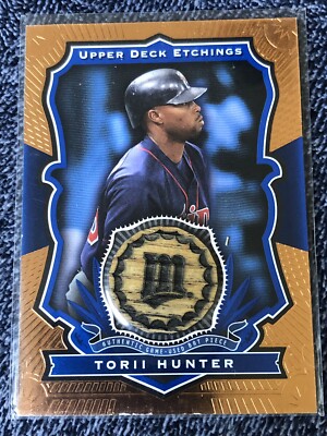 2004 Upper Deck Etchings Game Bat Blue #HU Torii Hunter SP