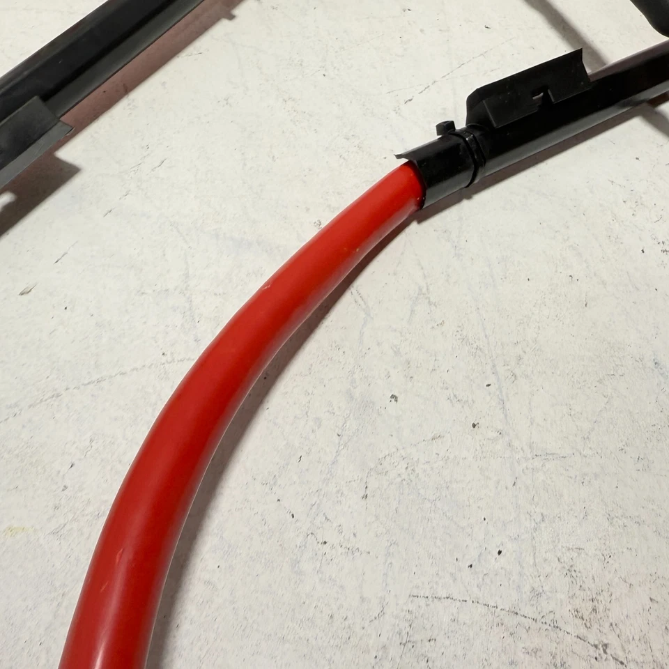 Mercedes-Benz S 550 2014-2017 línea de cable positiva a caja de prefusibles OEM Foto 4 de 4