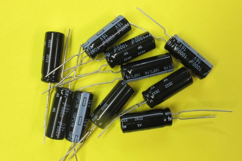 10 x Panasonic 1000uF 16V 8mm x 20mm Slim Ultra Low ESR Electrolytic Capacitors - Picture 5 of 12