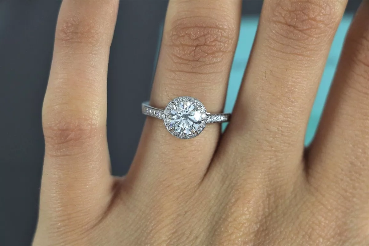 Woman's Tiffany & Co. engagement ring a 6 dollar fake