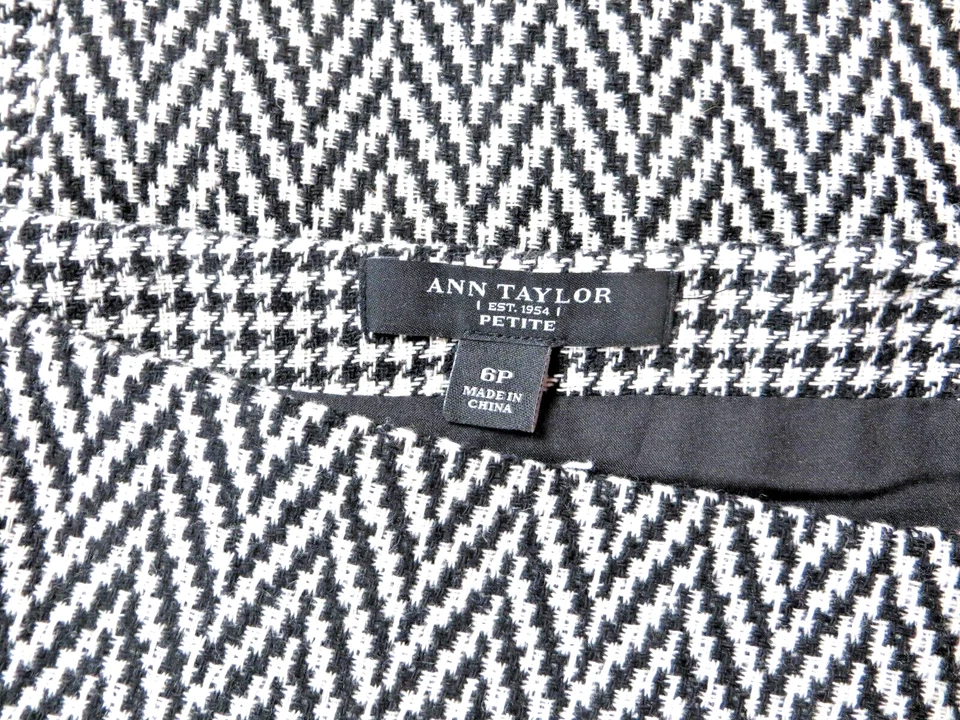 Falda ANN TAYLOR Mujer Texturizada Poliéster Lana Peplum Línea A Geo Multicolor 6P Foto 4 de 4