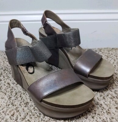 OTBT Size 8.5M BUSHNELL WEDGE SANDALS WOMEN PEWTER / BROWN COLOR SHOES