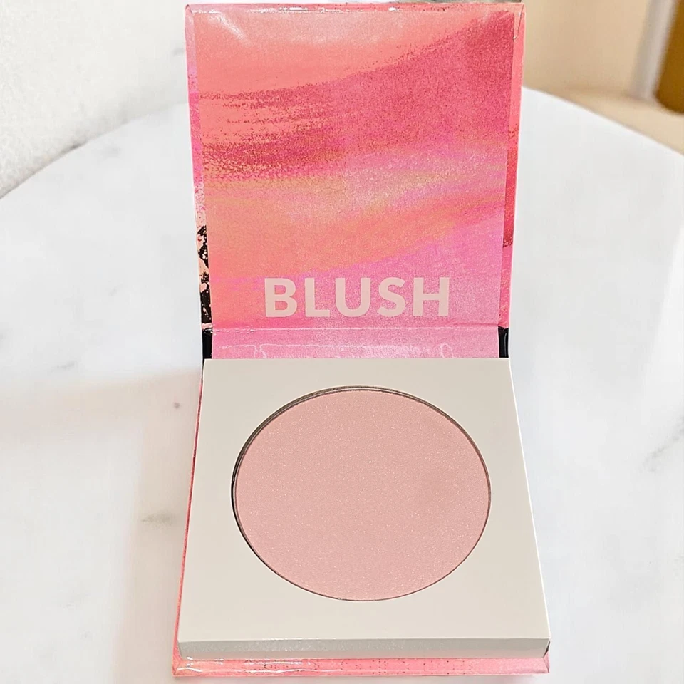 Avon ULTRA COLOUR HD Rouge Matt Kompakt Puder Natural Flush Haut Blush Hyaluron - Bild 3 von 4