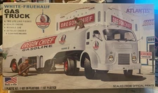 WHITE-FRUEHAUF GAS TRUCK MODEL KIT ATLANTIS MODELS 1/48 SCALE NEW SEALED LOOK!!