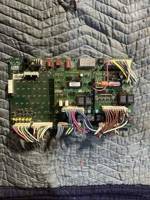 34M52 HB02485D 81L75 49L5501 78L9701 Lennox RTU OEM control board  Quantity 2 Av