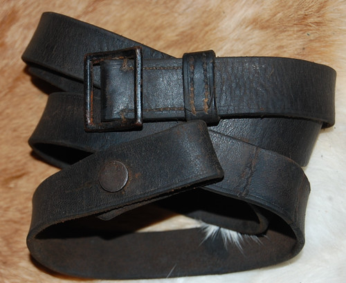 Vintage Portuguese M948 Leather Rifle Sling