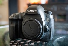 Canon EOS-5DS 50.6 MP DSLR Camera - Shutter Count = 1240