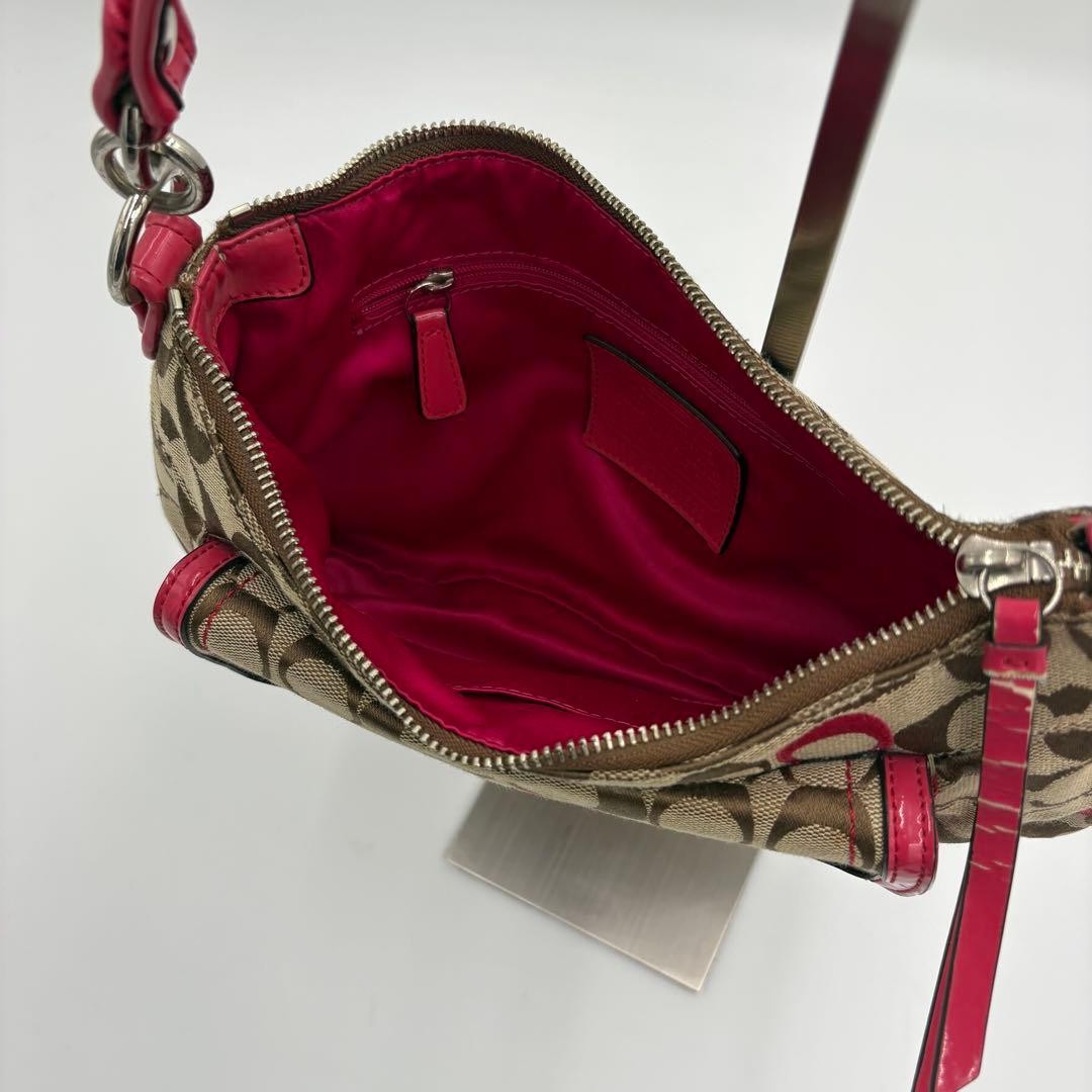Rare COACH Soho Signature Hobo One Shoulder Bag image 5
