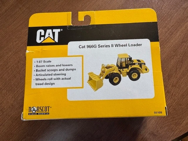 Norscot CAT 966G Series II Wheel Loader 1/87 Scale Die Cast # 55109 - Image 3 of 4