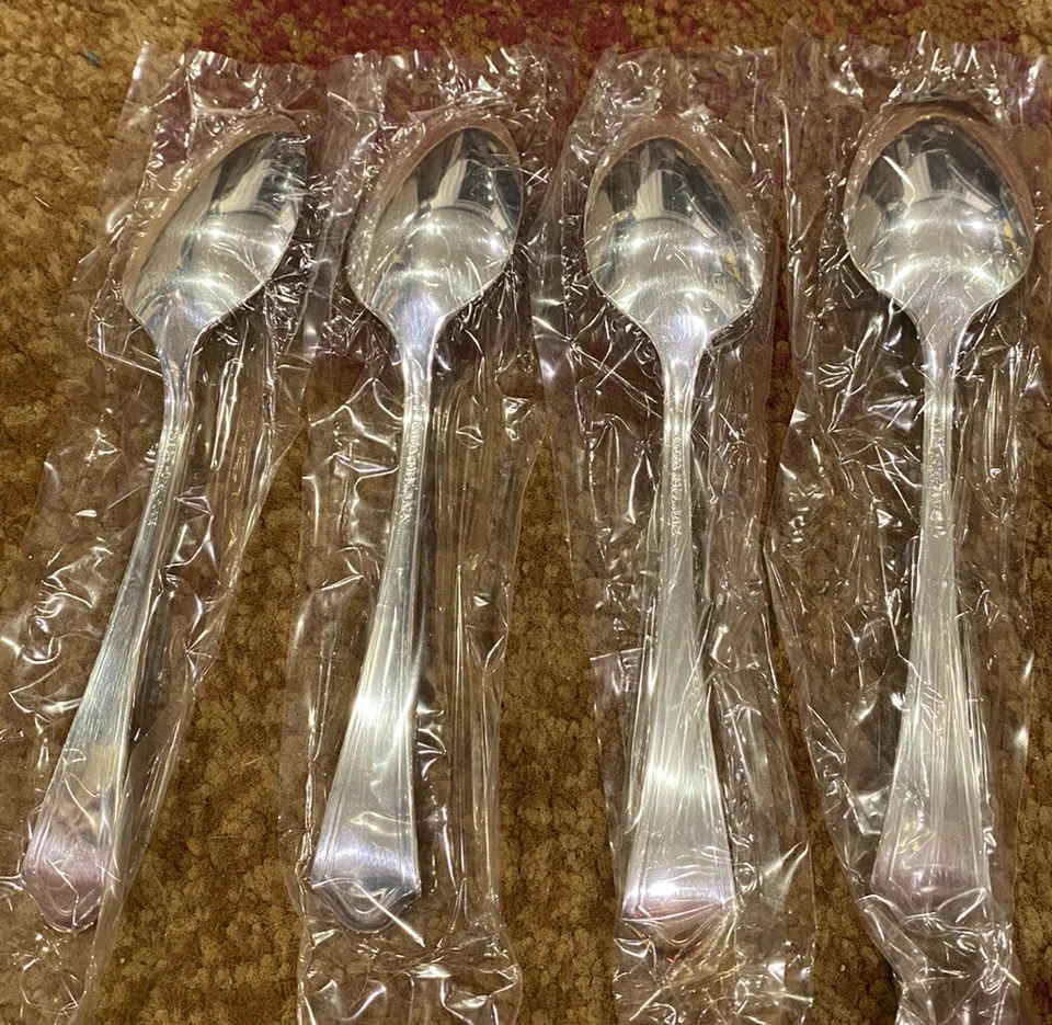 NEW Community by Oneida silverplate, 1917 Vernon Ashley, 4 teaspoons NEW - Image 3 of 4