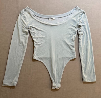 Vintage B.C.B.G. Skirt Womens Medium Blue Long Sleeved Ribbed Knit Bodysuit USA