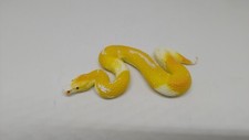 Figur von Bullyland Schlange Python gelb Albino