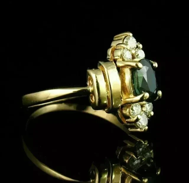 Anillo de boda de zafiro creado en laboratorio de corte ovalado de 1,80 quilates chapado en oro amarillo de 14 quilates plateado Foto 3 de 4