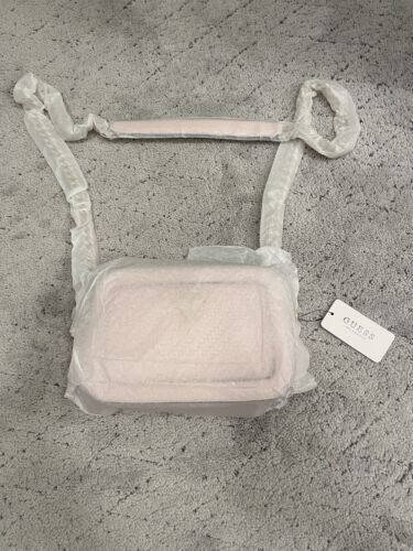 GUESS Powder Pink Hassie Crossbody Camera Bag NWT - Picture 2 of 6
