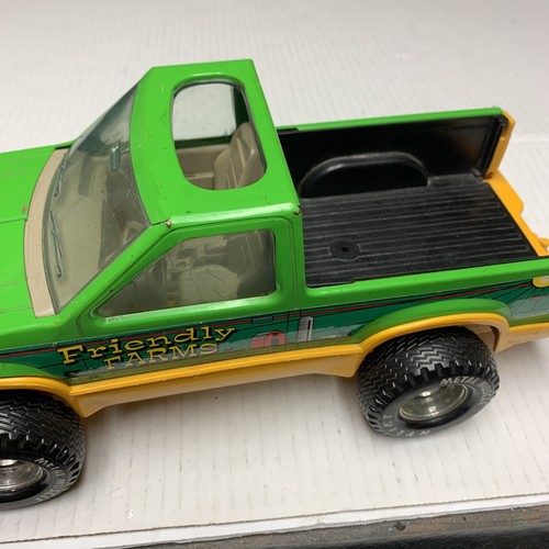 Vintage Nylint Friendly Farms Ford Flatbed Truck Pressed Steel - Picture 11 of 19