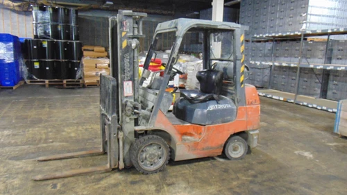 Toyota Forklift - 7FGCU30 - 15,951 Hours - 6,000 lbs Weight Capacity 