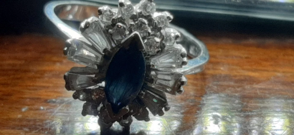 Anello- Argento - Zaffiro Blu -cristalli Brillanti-Vintage - Immagine 2 di 4