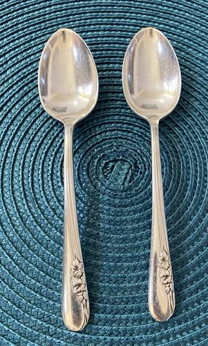 International Blossom Time Sterling Silver Teaspoons 1950 ~ 2 Pieces