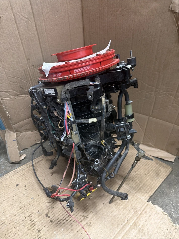 Mercury CLASSIC Powerhead 50 outboard 45hp 4cyl powerhead 1980s Crankcase - Image 3 of 4