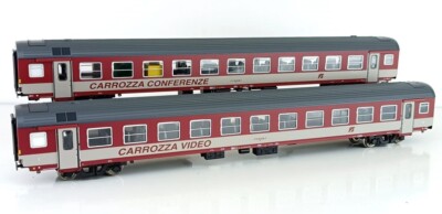 ViTrains/ Pi.r.a.t.a. PIV81512L  Video Car  +  Conference Car  Set FS